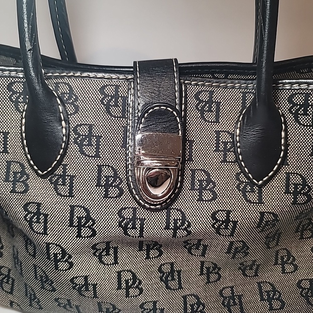 DOONEY & BOURKE Gray and Black Silver Buckle Signature Satchel Purse - Picture 9 of 9